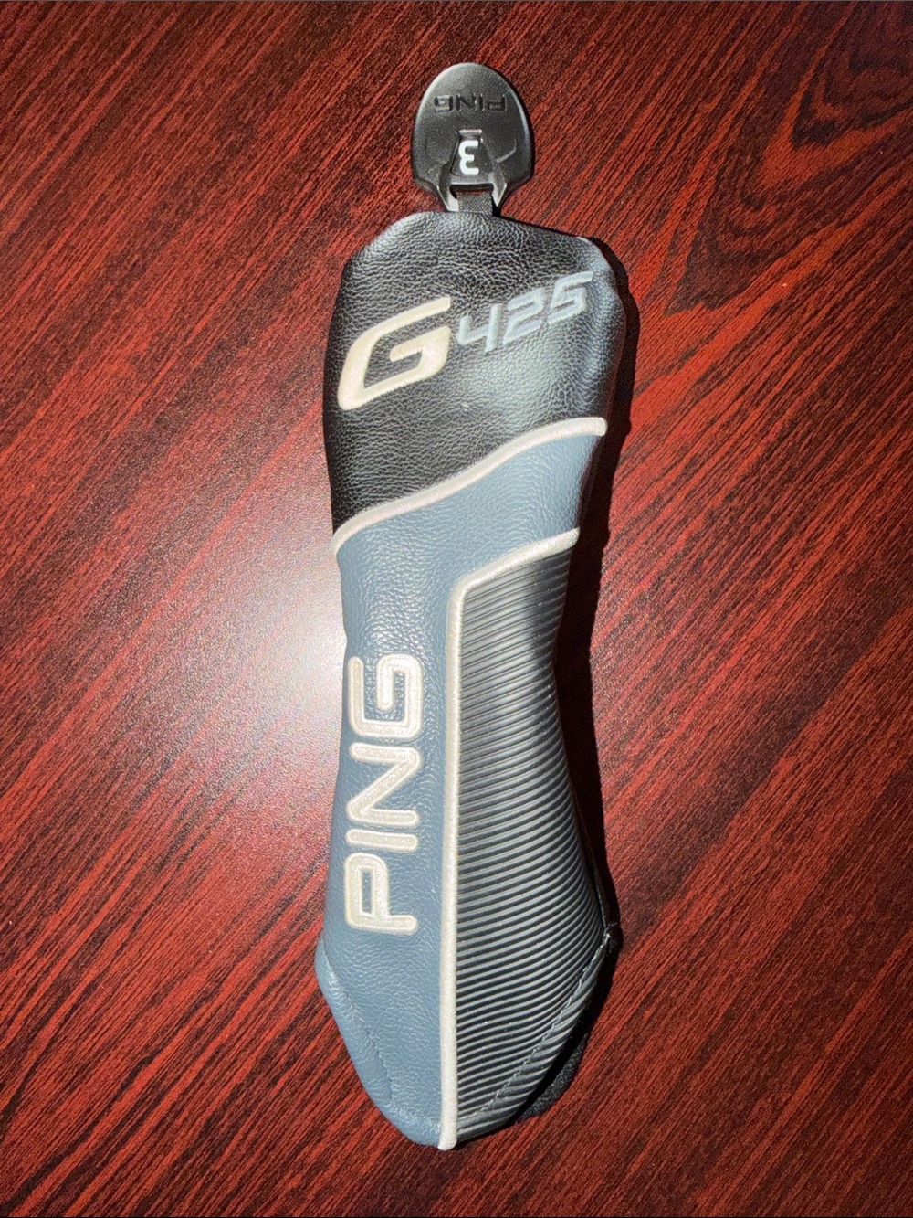 Ping G425 Headcover in Navy, Black, and White